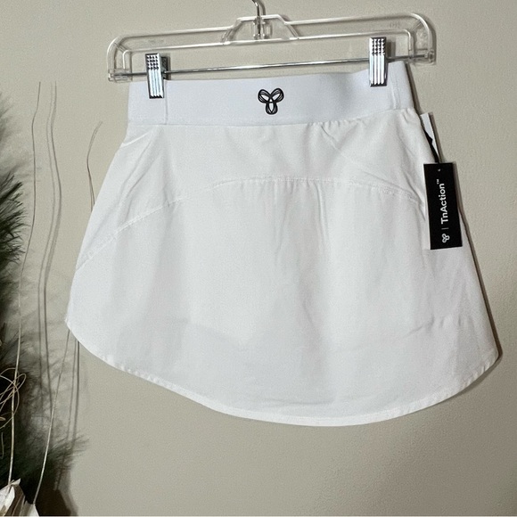 White MoveTech Rally Skirt - Picture 2 of 5